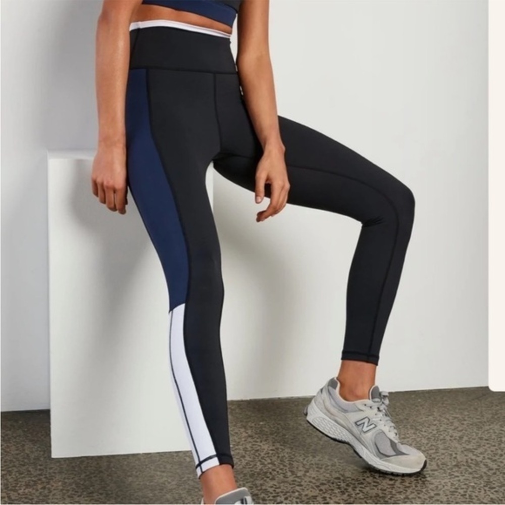 Allfenix workout set - small - NWOT